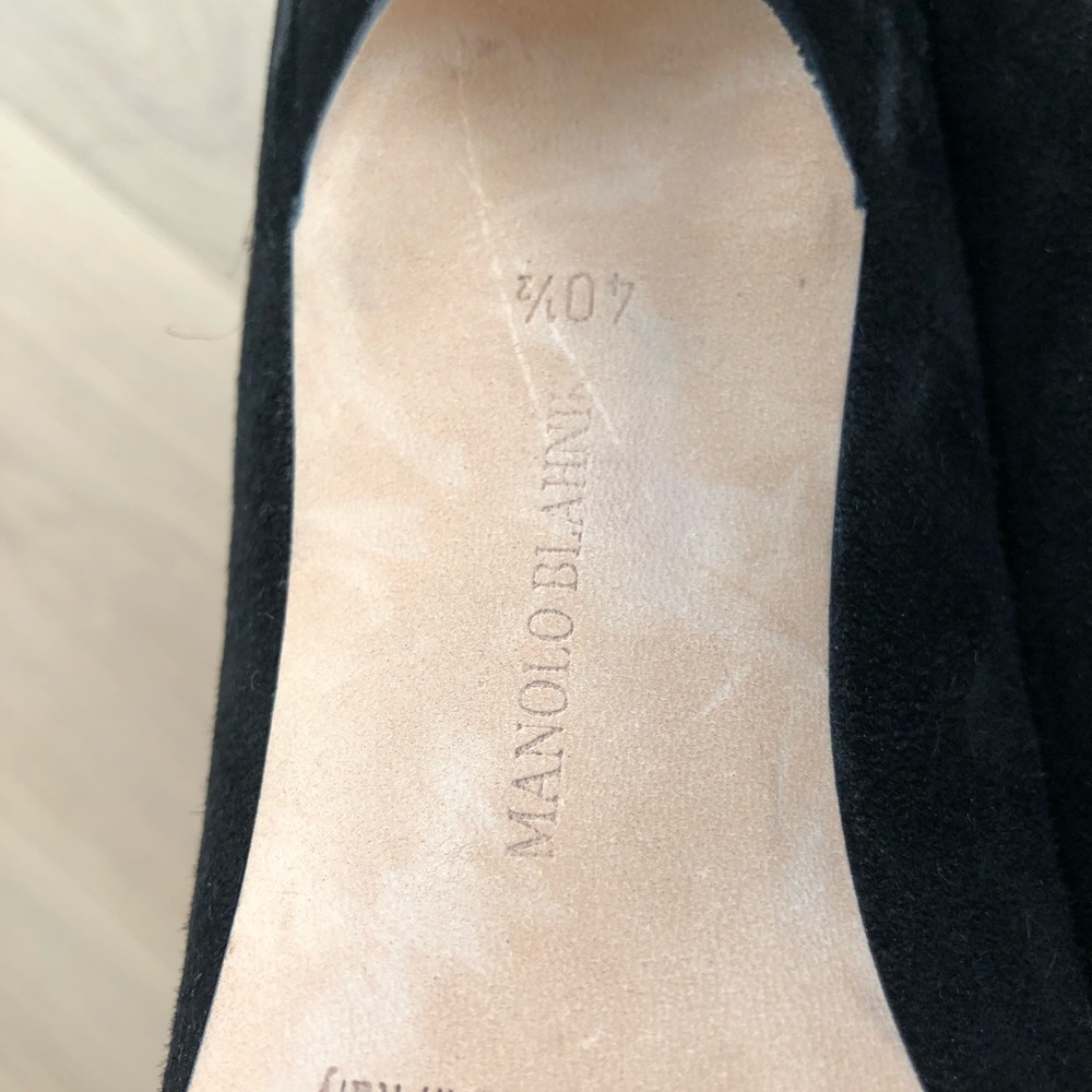 Authentic Manolo Blahnik Suede Booties - image 4